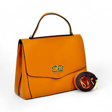 Elegant Women’s Designer Handbags – Up to 50% Off!